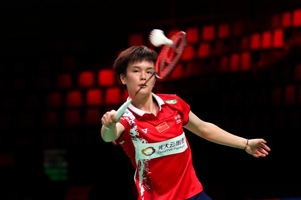 与击球点微 与击球点微