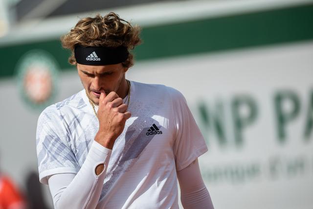 强侧底角牵 强侧底角牵